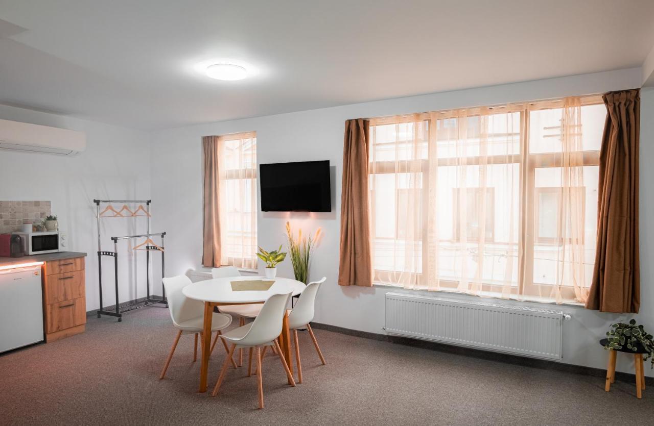 The Dom 21 Apartment คลูจ-นาโปกา ภายนอก รูปภาพ